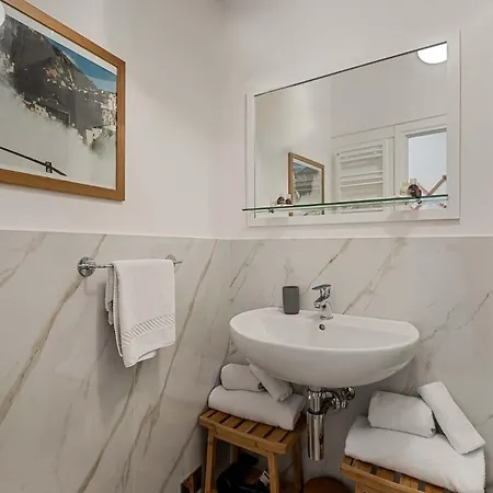 Maremiele, Terremarine Apartman